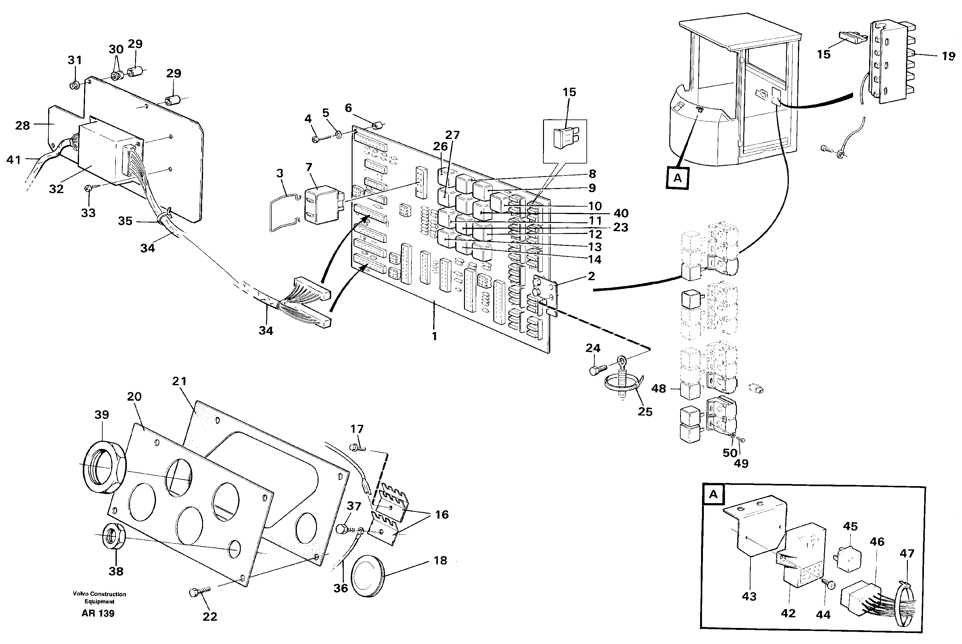 Electrical distribut.unit and control unit  33731 — volvo parts diagram